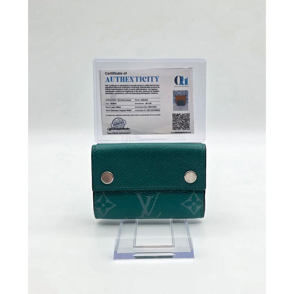 Auth Louis Vuitton Taigarama Green Discovery Compact Wallet full inclusion
